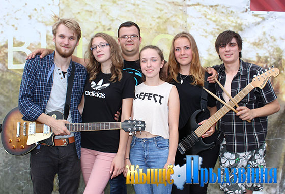 На снимке: участники вокально-инструментального ансамбля «Mazors»